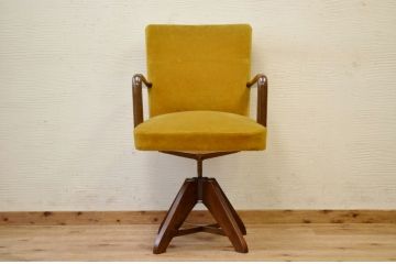 アンティーク家具　とてもきれいな回転椅子(アームチェア)