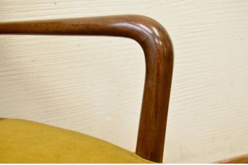 アンティーク家具　とてもきれいな回転椅子(アームチェア)