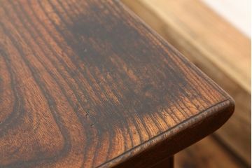 アンティーク家具　アンティーク　天板欅の小さなテーブル(花台)