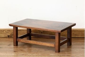 アンティーク家具　アンティーク　天板欅の小さなテーブル(花台)