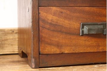 アンティーク家具　アンティーク　古い木の引き出し本棚(飾り棚)ブックシェルフ