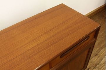 ヴィンテージ家具　G-PLANジープランミッドセンチュリー1960年代　北欧ビンテージサイドボード