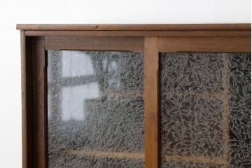 アンティーク家具　アンティーク古い無垢板の結霜ガラスの下駄箱(収納棚)