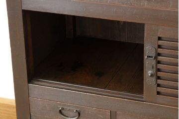 アンティーク家具　古民具・骨董　極厚金具の使い込まれた味わいある重ね美濃帳場箪笥(時代箪笥)