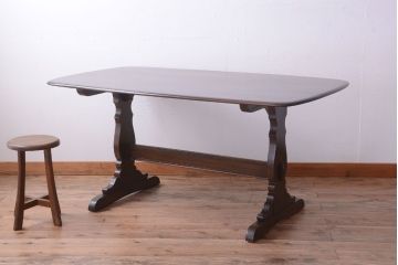 アンティーク家具　イギリスERCOL(アーコール)　ウィンザーシリーズ　ダイニングテーブル