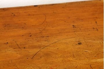 レトロ家具　昭和レトロ　古い木の使い込まれた文机(テーブル)