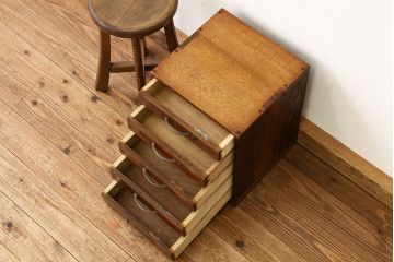 レトロ家具　昭和レトロ　古い木のシックなアンティーク小引き出し