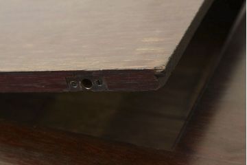 アンティーク家具　珍品!古い木の中抜き丸型ちゃぶ台