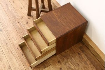 アンティーク家具　古いナラ材の4段小引き出し?
