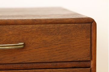 アンティーク家具　古いナラ材の4段小引き出し?