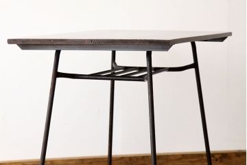 レトロ家具　アンティーク　天板無垢板の鉄脚テーブル(4)アイアン作業台昭和レトロ(鉄足、机、在宅ワーク、在宅用テーブル、作業台、デスク)