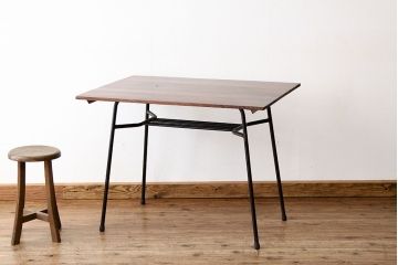 アンティーク家具　アンティーク　天板無垢板の鉄脚テーブル(5)