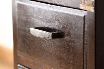 レトロ家具　昭和レトロ　古い工場のナラ材引き出し付きサイドテーブル