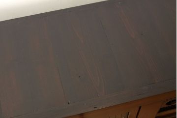 アンティーク家具　古民具・骨董　重厚な鉄脚付き水屋箪笥(サイドボード、食器棚、収納棚)