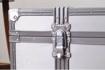 アンティーク雑貨　昭和レトロ　ビンテージシルバートランク