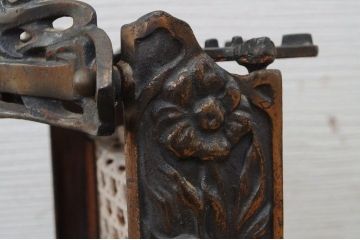 アンティーク雑貨　店舗什器としておすすめの上質なガスストーブ