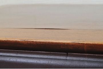 レトロ家具　古い木のレトロな座卓