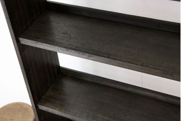 レトロ家具　★アンティーク　人気の薄型!無垢材の縦型本棚(レトロ飾り棚)