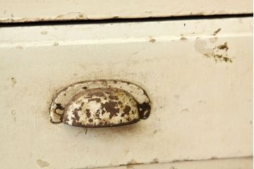 アンティーク家具　アンティーク　かわいい鉄脚付き5面ガラスケビント(ガラスケース)