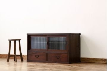 レトロ家具　アンティーク　モールガラス入りレトロな収納棚(ローボード)