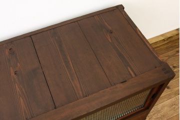 レトロ家具　アンティーク　モールガラス入りレトロな収納棚(ローボード)