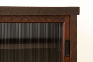 レトロ家具　アンティーク　モールガラス入りレトロな収納棚(ローボード)