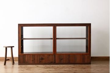 アンティーク家具　アンティーク　古い木の引き出しカウンター飾り棚(ガラスケース・ショーケース・陳列棚)