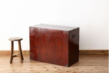 アンティーク家具　古民具・骨董　重厚な鉄脚付き庄内箪笥(ローチェストたんす)