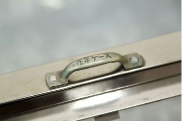 レトロ家具　昭和レトロ　状態の良いブリキガラスケース2個セット(3)(ショーケース)