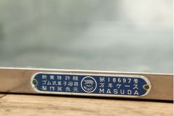 レトロ家具　昭和レトロ　状態の良いブリキガラスケース2個セット(3)(ショーケース)