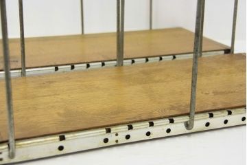 アンティーク雑貨　古いレトロな本立て2点セット(ブックスタンド)