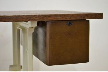 白いペイントのかわいいリメイクミシンテーブル(ミシン台)(JANOME)作業台