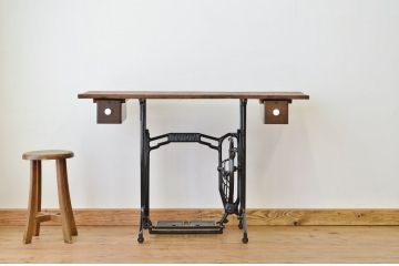 アンティーク家具　古いミシンテーブル(TOYOTA)