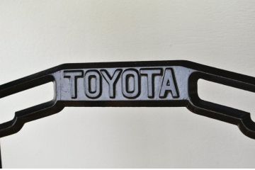 アンティーク家具　古いミシンテーブル(TOYOTA)