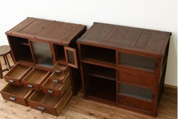 アンティーク家具　アンティーク　上質な前欅モールガラス二段重ね収納棚(食器棚)