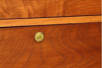 アンティーク家具　アンティーク　鉄脚付き3杯引き出しローチェスト(箪笥・ローボード)