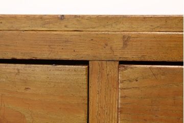 レトロ家具　昭和レトロ　シックなナラ材のアンティークチェスト(タンス・たんす・ドロワー)