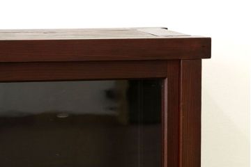 アンティーク家具　アンティーク　人気の薄型!重厚な鉄脚付き収納棚(ローボード・サイドボード)