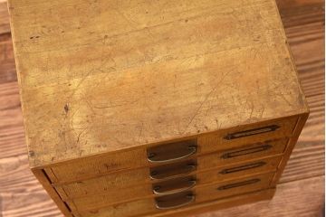 レトロ家具　昭和レトロ　ネームプレート付き小引き出し(アンティーク)
