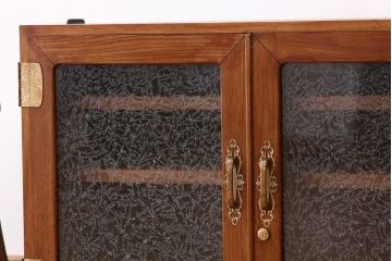 レトロ家具　昭和レトロ　観音開き扉の結霜ガラス入りローボード(収納棚)