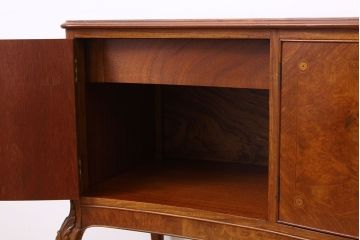 中古イタリア製象嵌入りサイドボード(猫脚)