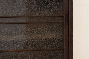 レトロ家具　昭和レトロ　古い木の結霜ガラス入り大型収納棚(下駄箱)