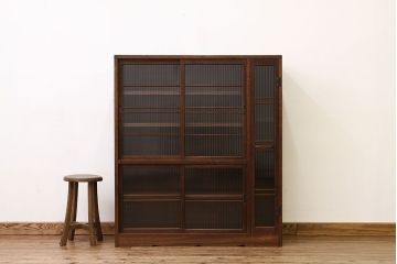 レトロ家具　アンティーク　モールガラス入りレトロな特大下駄箱(収納棚)