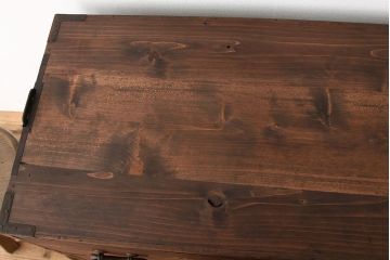 アンティーク家具　アンティーク　鉄脚付き2杯引き出しローチェスト(時代箪笥)