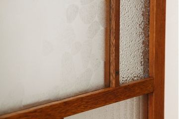 昭和レトロ　ダイヤと銀モールガラス入りのシックな引き戸2枚セット(窓・ガラス戸)