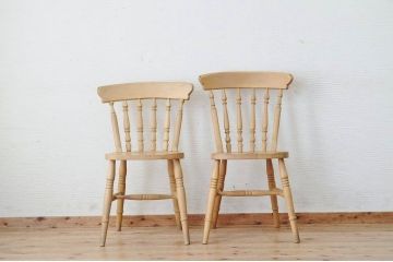 中古　イギリス製　しっかりとした椅子2脚セット1