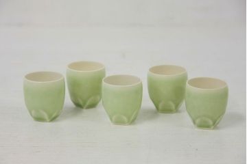 アンティーク雑貨　○古い萬珠堂・緑釉酒器