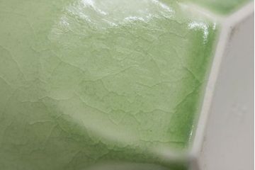アンティーク雑貨　○古い萬珠堂・緑釉酒器