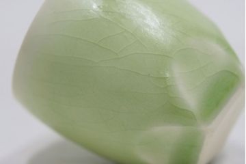 アンティーク雑貨　○古い萬珠堂・緑釉酒器