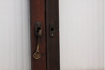 昭和レトロ　古い木のペイント銀モールガラス窓4枚セット(ガラス戸)
